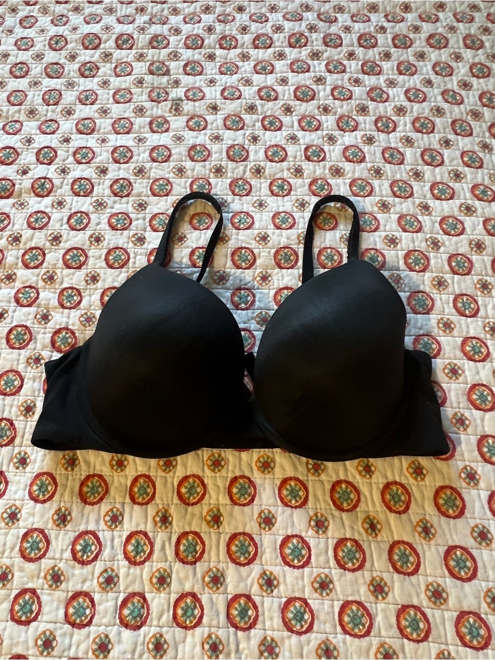 Victoria’s Secret Black Perfect Shape Bra size 36D